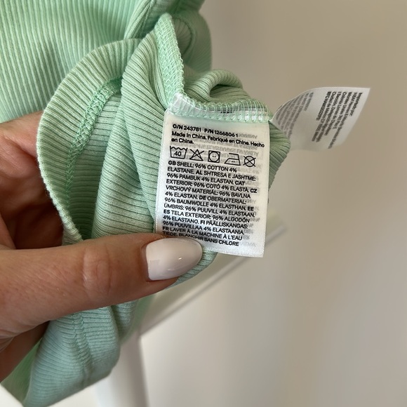 H&M Ribbed Tank Top 3/4T - Picture 4 of 4